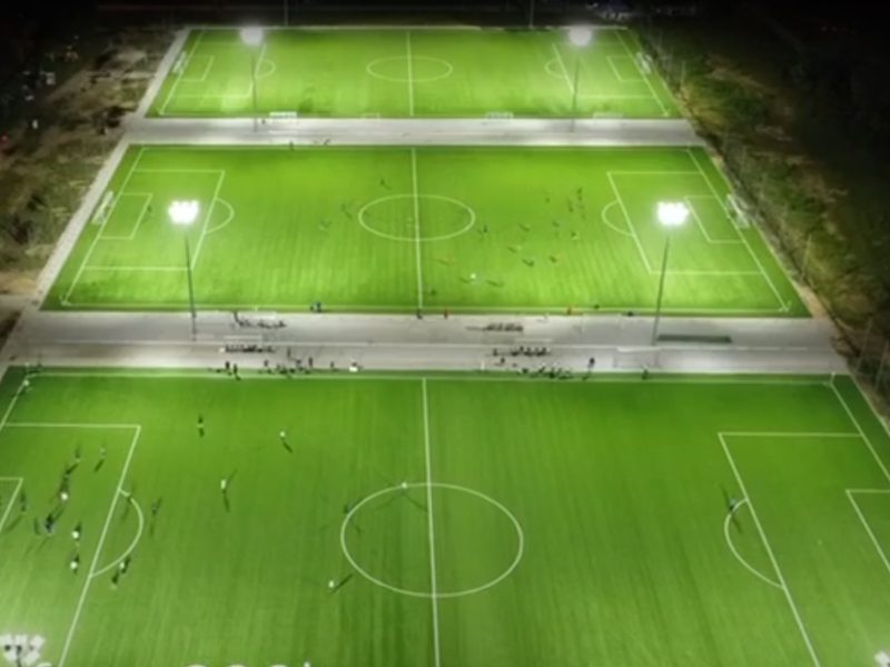 multi-field-led-lighting-installation